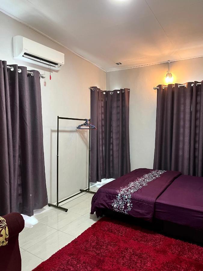 Aina Guest House Kota Bharu Exterior foto